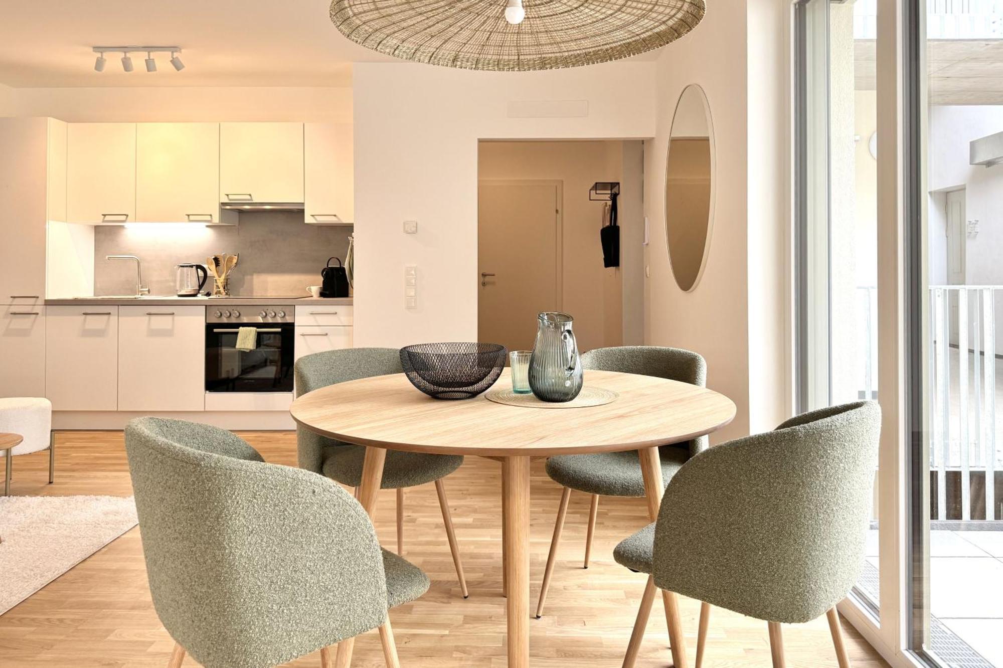 Modernes Studio Beim Domplatz Βίνερ Νόιστατ Εξωτερικό φωτογραφία